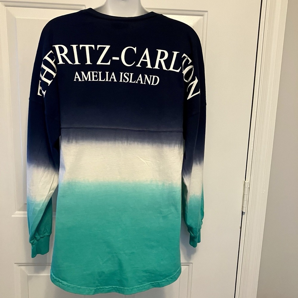 NWT Spirit Jersey Shirt Size XS Small RITZ CARLTON Amelia Island Tie Dye Blue